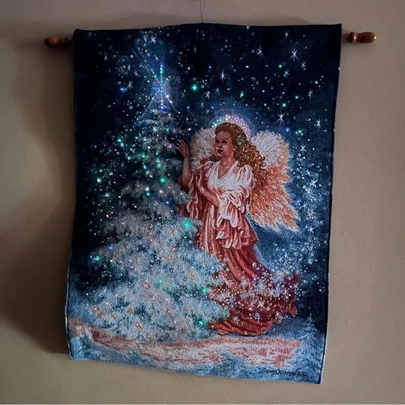 Starlight Symphony Xmas Angel Fiber Optic Tapestry Wall Hanging Dona Gelsinger - Picture 8 of 15